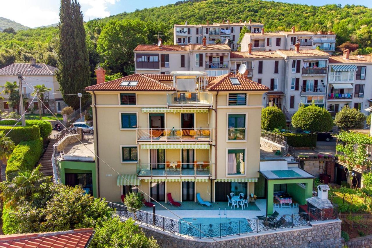Lux Apartmani Опатия Экстерьер фото