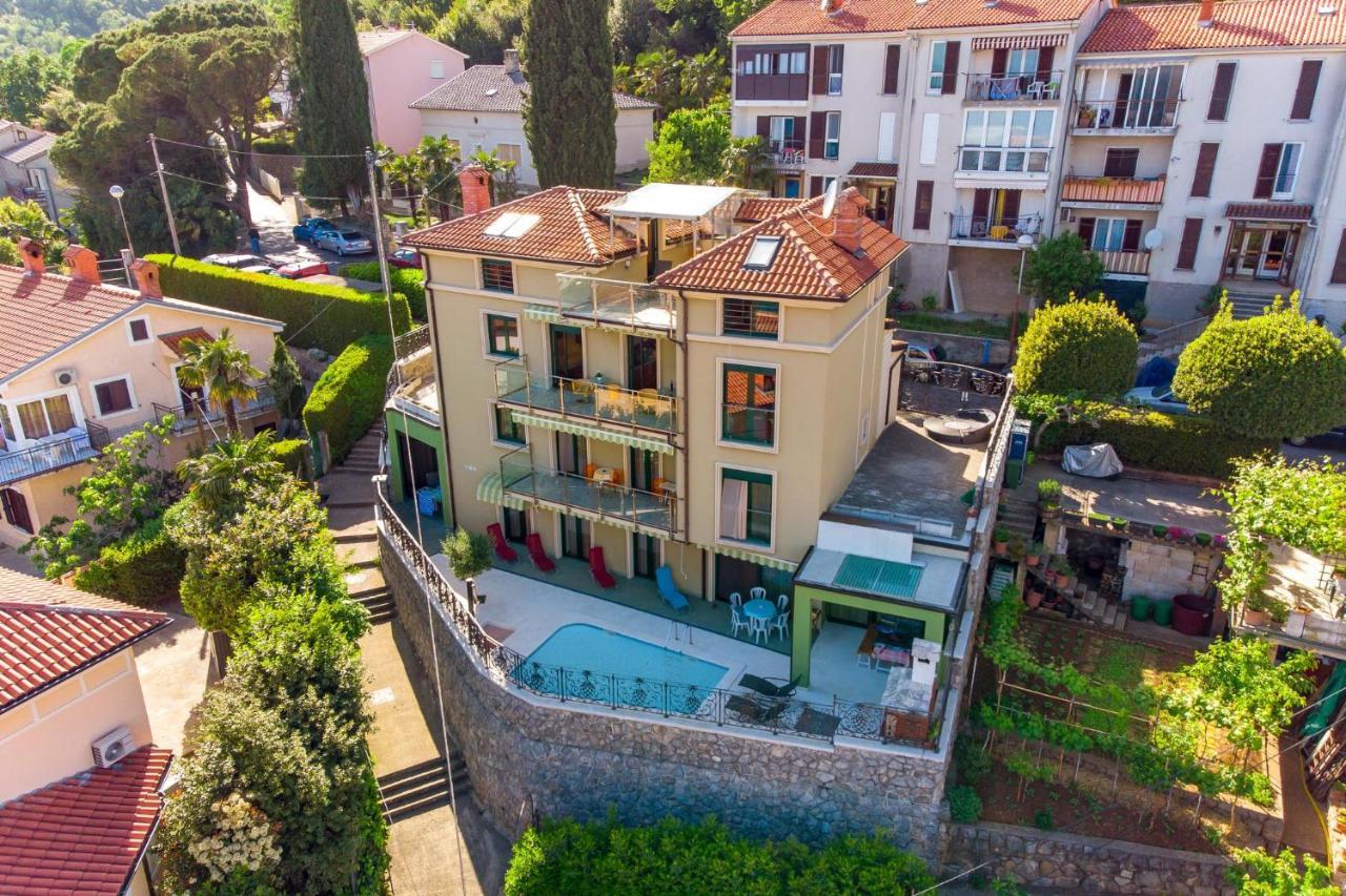 Lux Apartmani Опатия Экстерьер фото