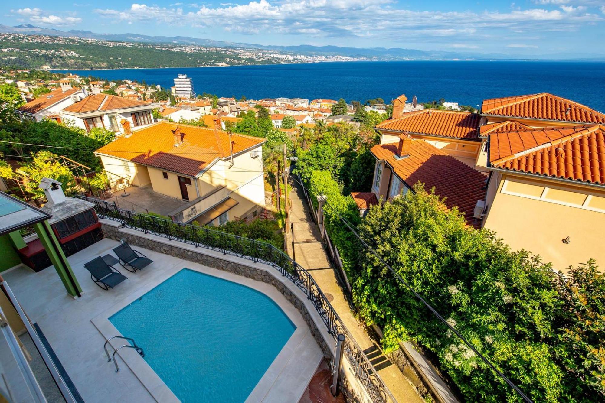 Lux Apartmani Опатия Экстерьер фото