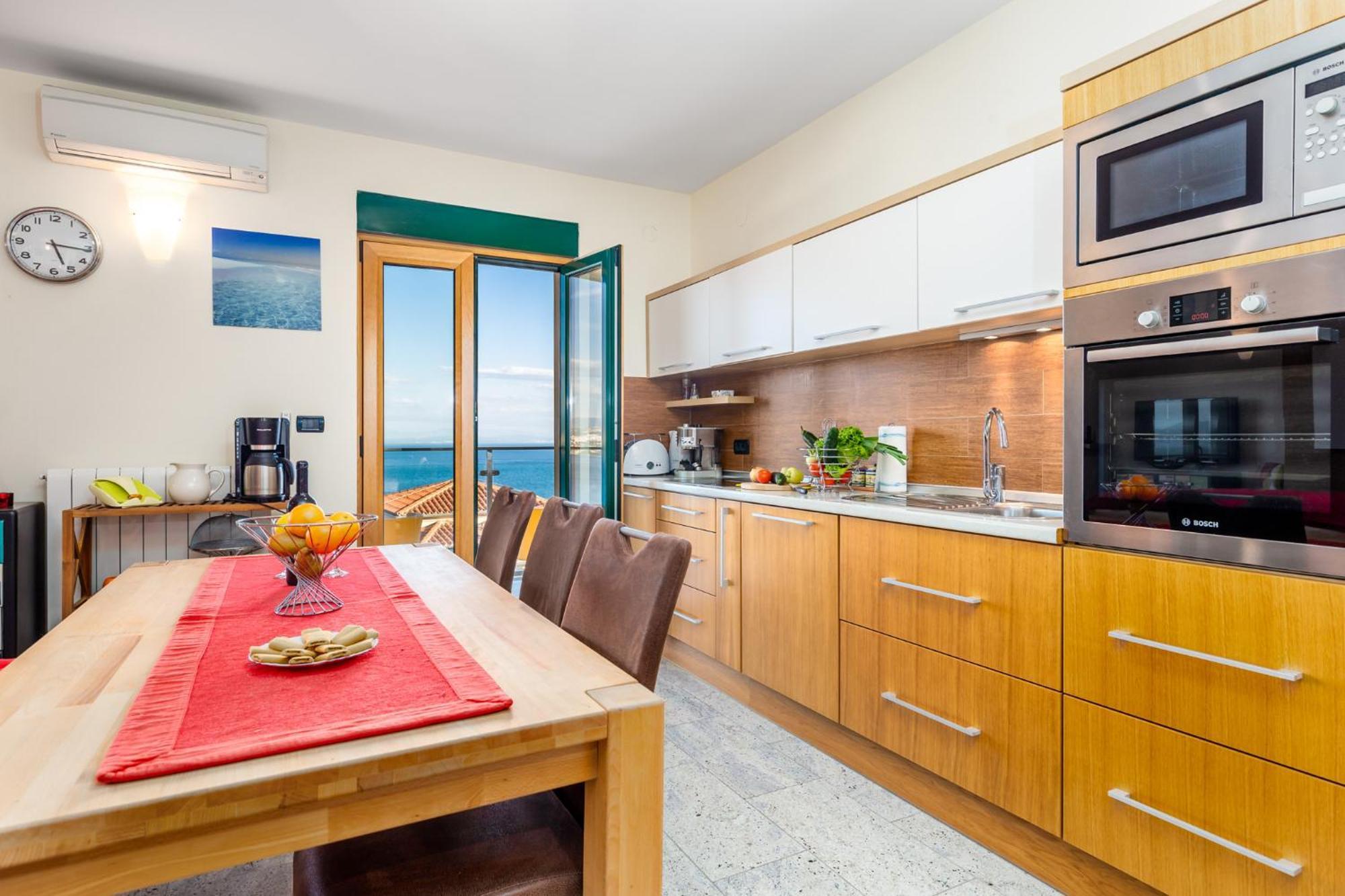 Lux Apartmani Опатия Экстерьер фото