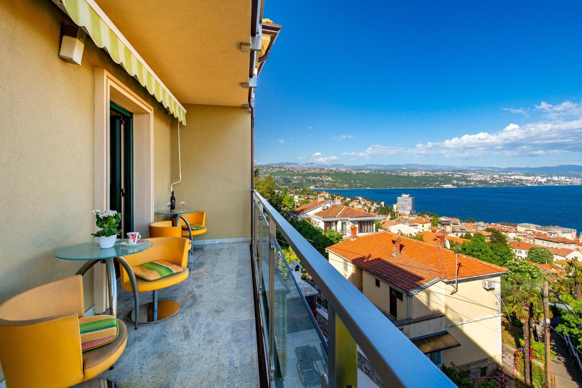 Lux Apartmani Опатия Экстерьер фото